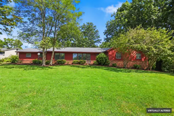 1272 Standish Way, Lexington, KY 40504
