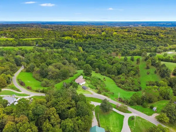 975 Flat Creek Road, Frankfort, KY 40601