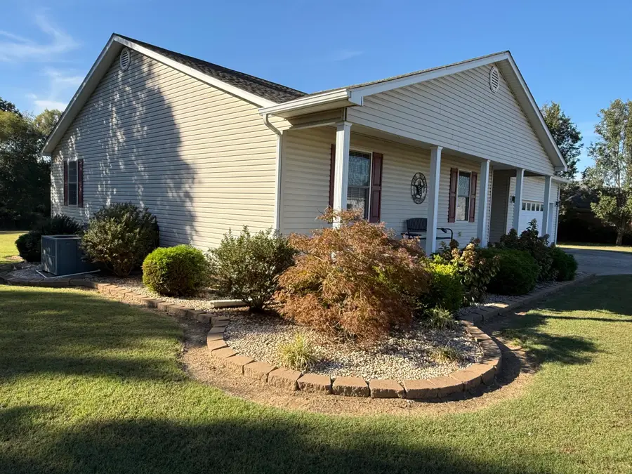 131 Dana Lane, Mayfield, KY 42066 - #2