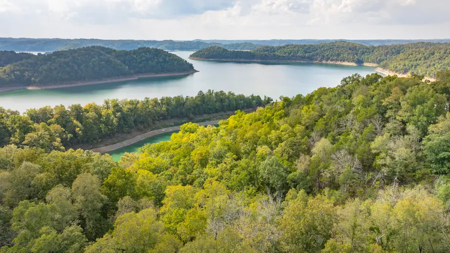 1694 Sandstone Point Trail, Monticello, KY 42633 - #2