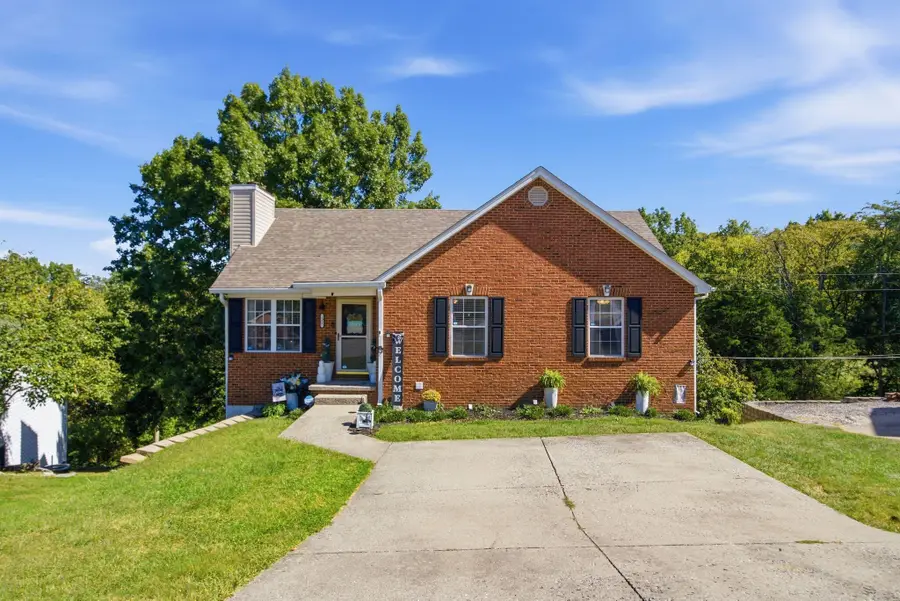 118 River Oak Drive, Frankfort, KY 40601 - #2