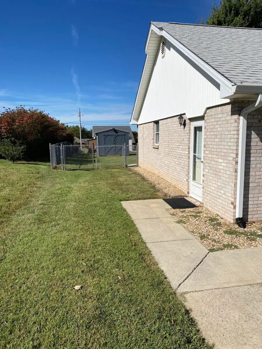 125 Holly Hill Drive, Somerset, KY 42503 - #3