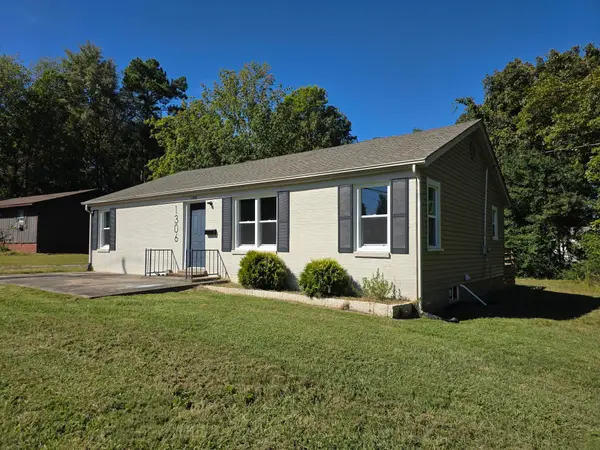 1306 Story Avenue, Murray, KY 42071