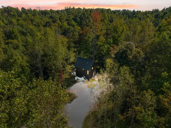 408 Spring Hollow Road, Beattyville, KY 41311
