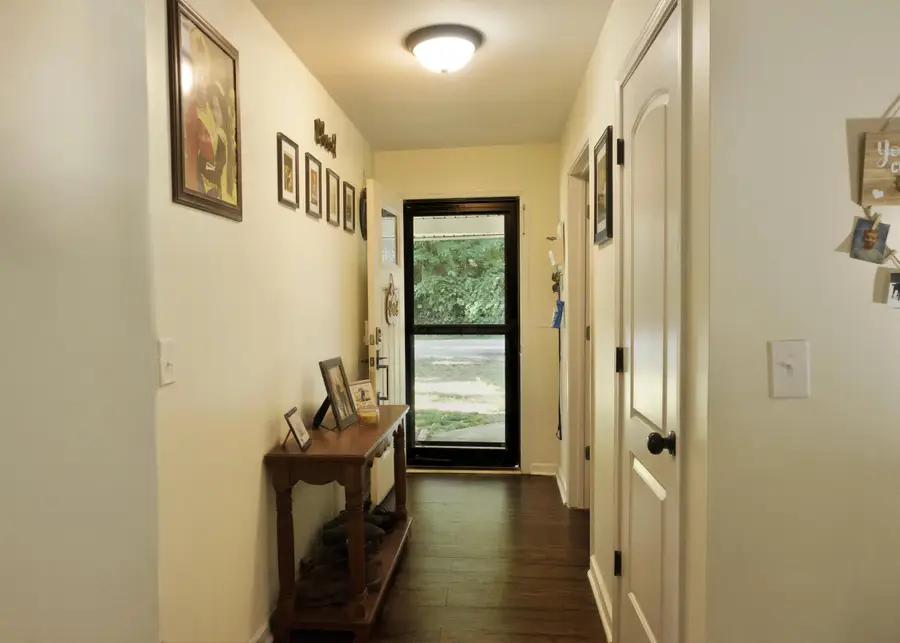 112 Ridgewood Lane, Frankfort, KY 40601 - #2