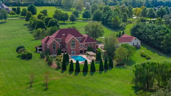 1701 Sahalee Drive, Lexington, KY 40511