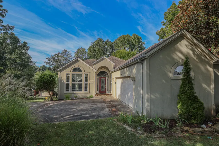 1001 Lakeview Drive, Paducah, KY 42003 - #2