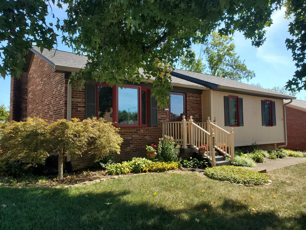 3236 Hunters Point Drive, Lexington, KY 40515 - #1