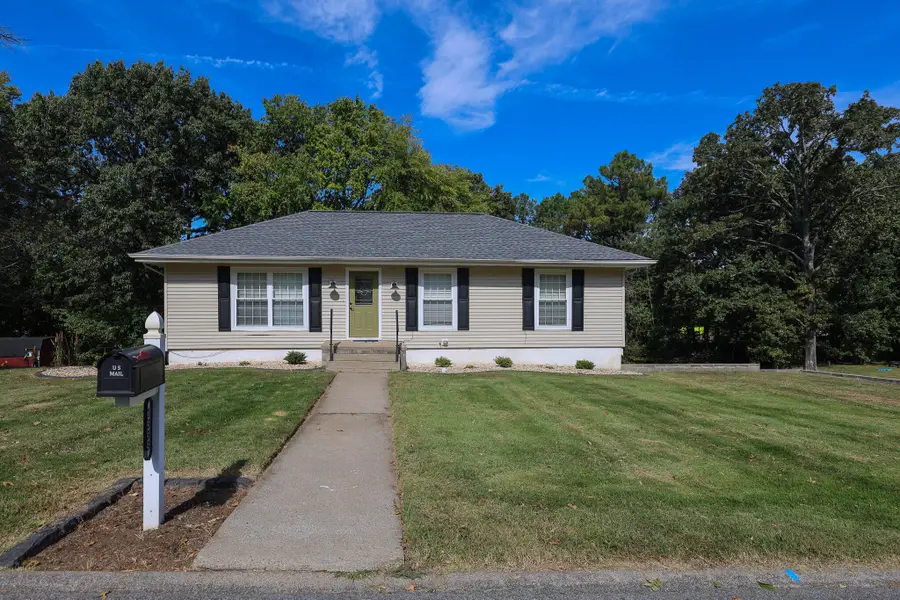 1333 Fairway Circle, Mayfield, KY 42066 - #2