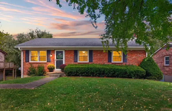 325 E Tiverton Way, Lexington, KY 40517
