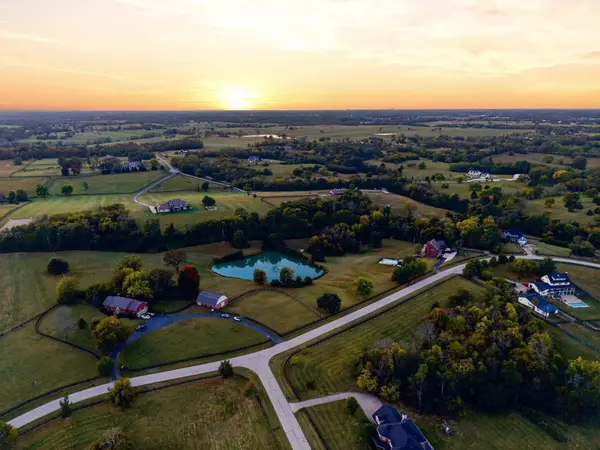 3151 Raven Creek Drive, Lexington, KY 40515