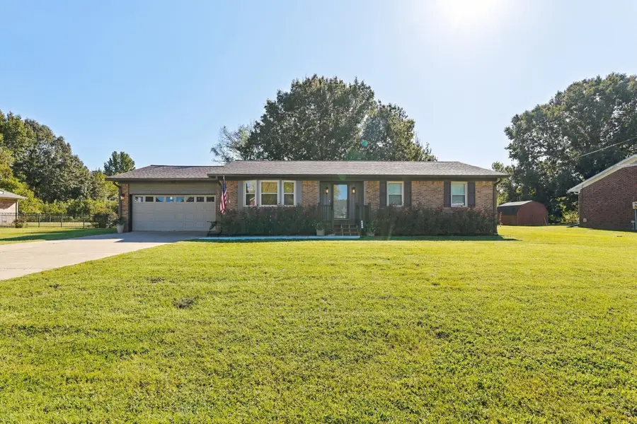210 Chadwick Drive, Paducah, KY 42003 - #2