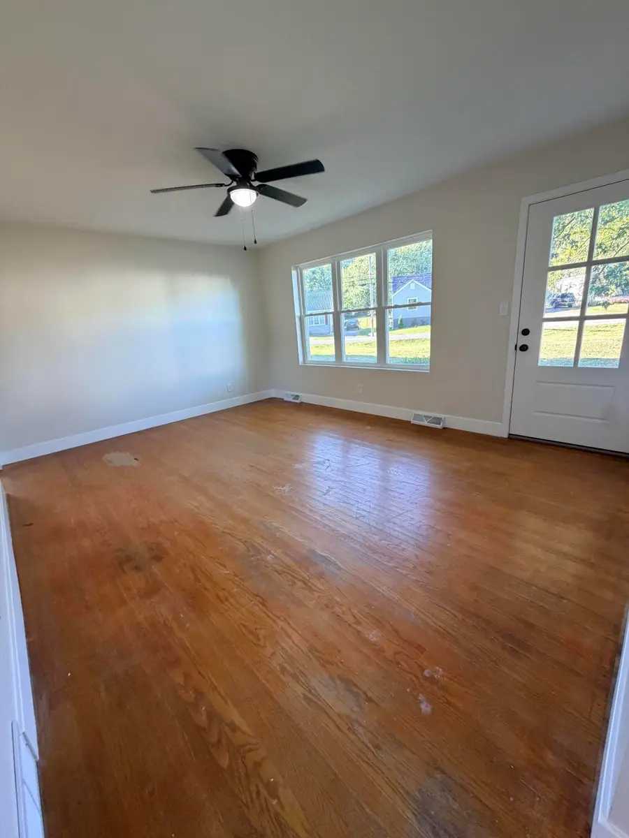 203 Cowden Court, Lancaster, KY 40444 - #3