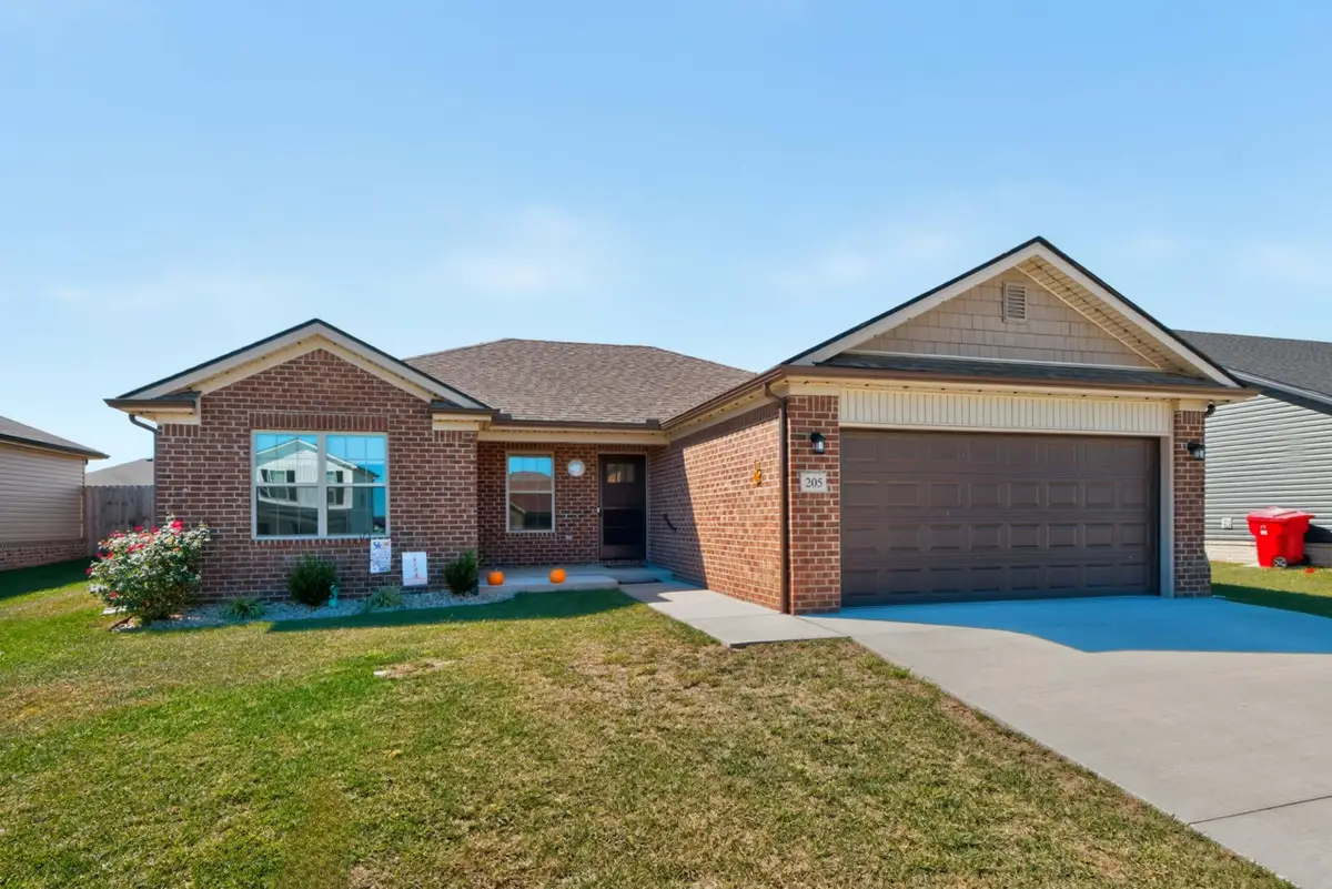 205 Brook Cove, Berea, KY 40403 - #1