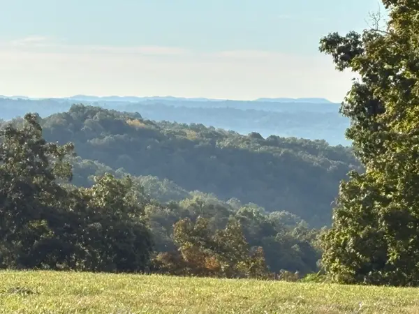 648 S Highway 379, Jamestown, KY 42629