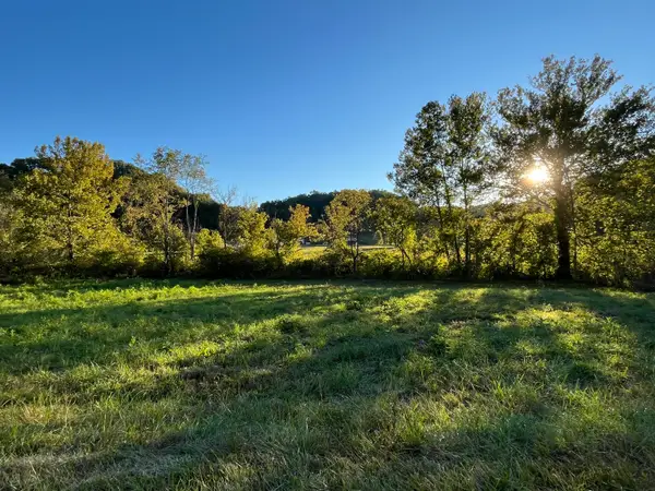 9999 Sweetwater Road, Berea, KY 40403