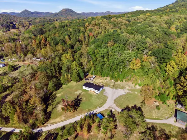 491 John Rawlings Road, Irvine, KY 40336