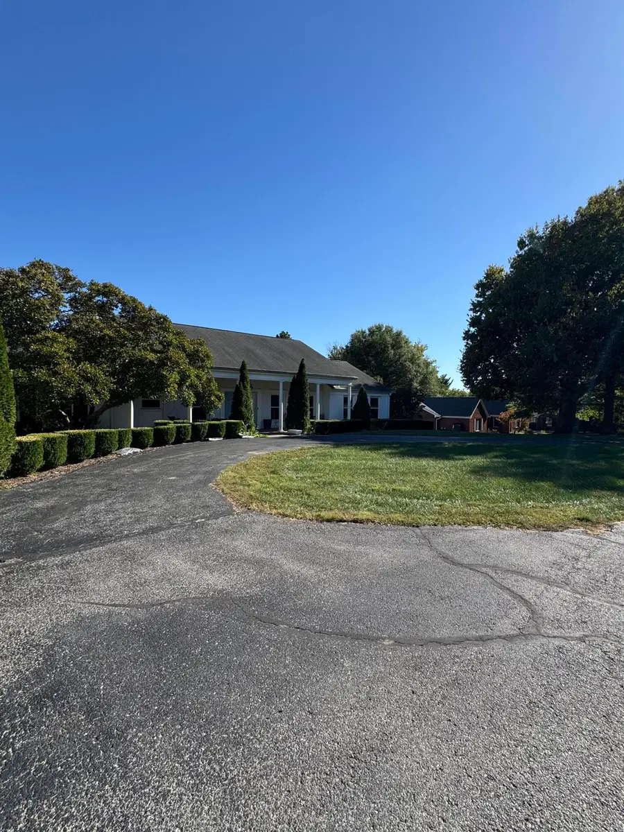 271 Fairway Drive, Frankfort, KY 40601 - #3