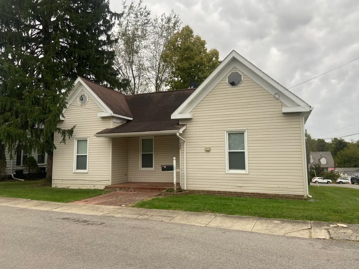 235 Mills Avenue, Flemingsburg, KY 41041 - #1