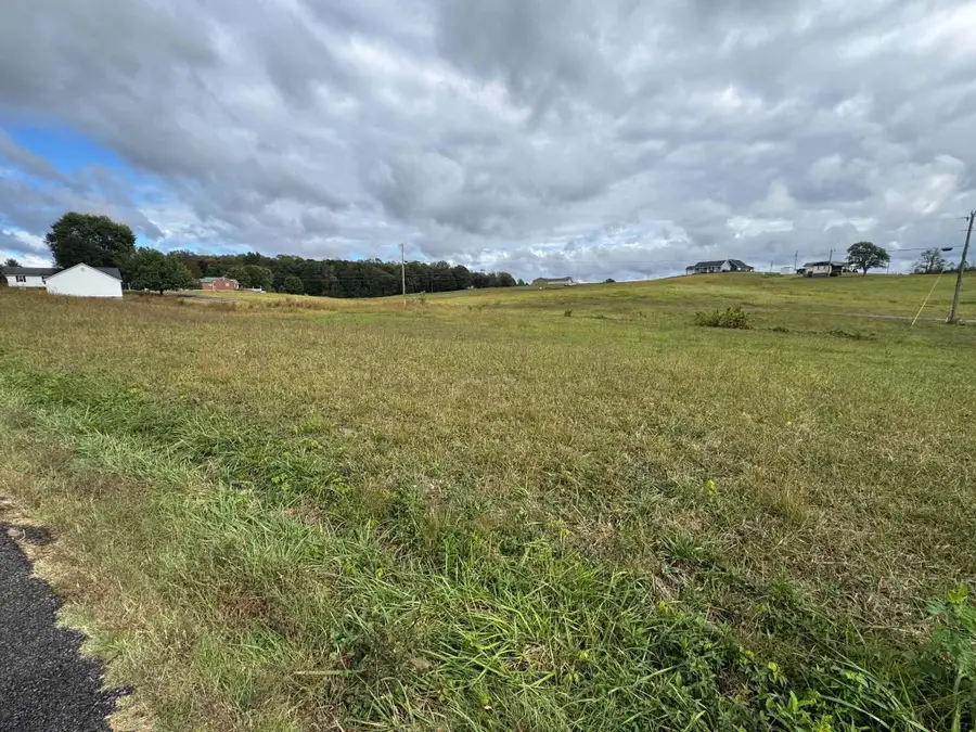 142 Esto Heights Road, Russell Springs, KY 42642 - #3