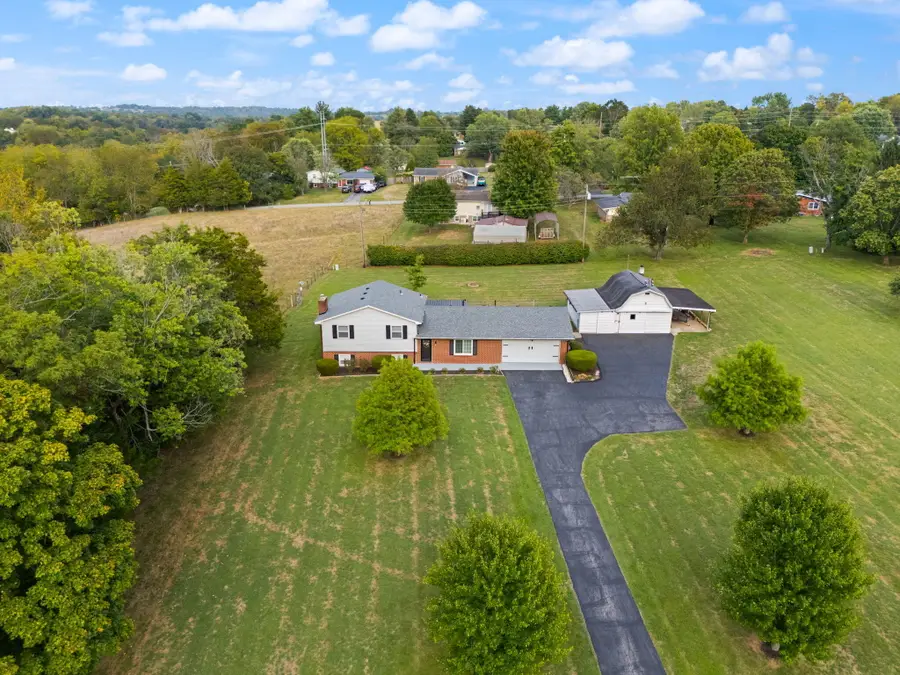 3090 Shakertown Road, Danville, KY 40422 - #2