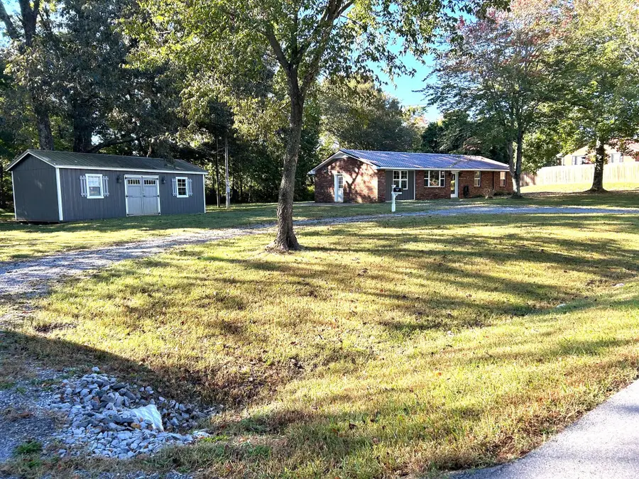 101 Gilbert Street, Hazel, KY 42049 - #3