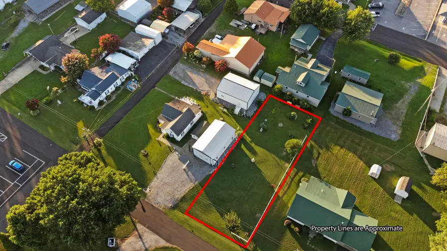 000 W Tennessee Avenue, Grand Rivers, KY 42045 - #3