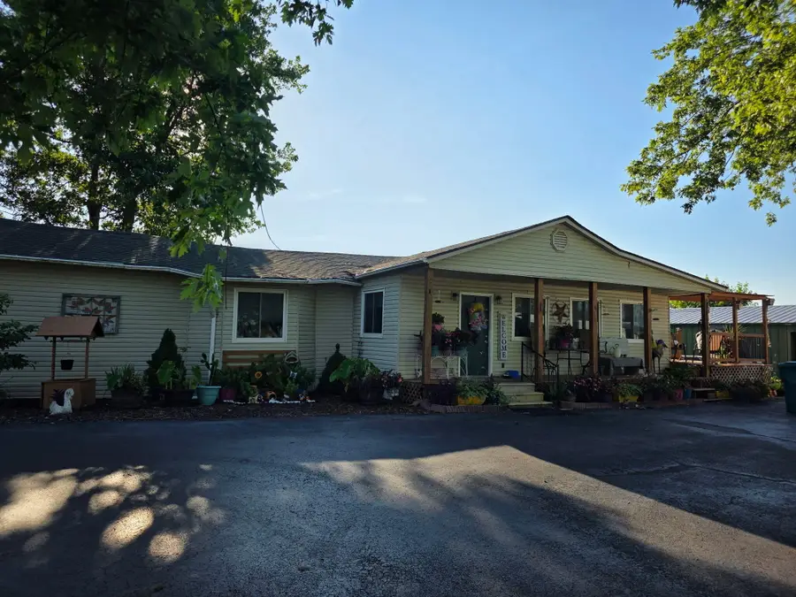 1332 Batts Road, Wickliffe, KY 42087 - #2