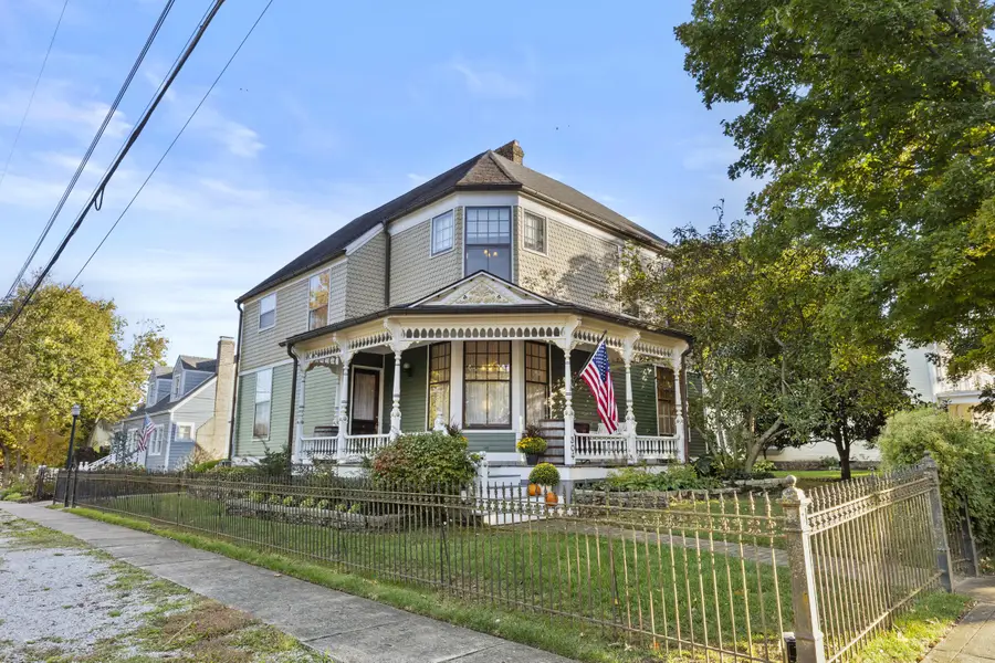 304 S Winter Street, Midway, KY 40347 - #3