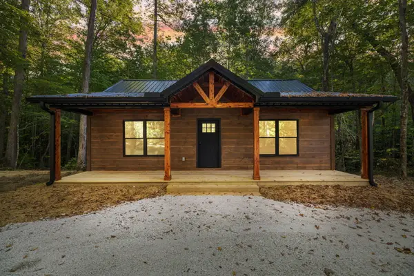 120 Eureka Road, Zoe, KY 41397