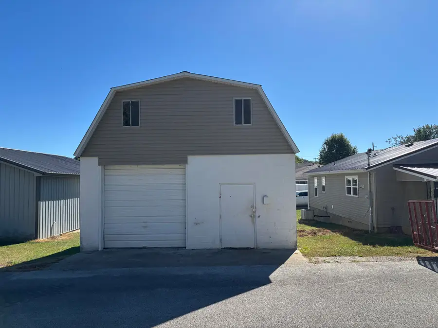 240 Lovell Lane, Mount Vernon, KY 40456 - #3