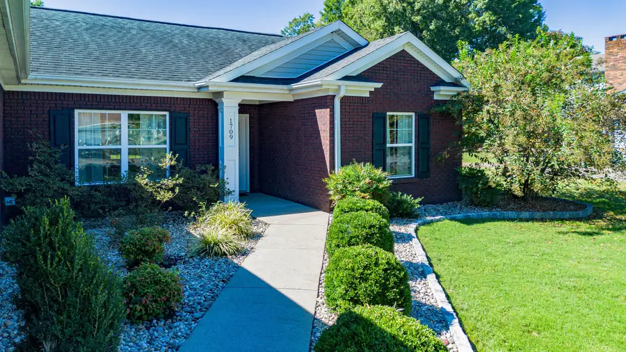 1709 Holiday Drive, Murray, KY 42071 - #2