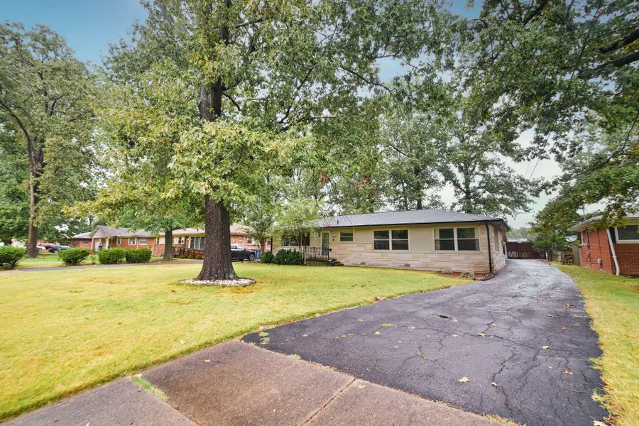 2519 Laclede Avenue, Paducah, KY 42001 - #2