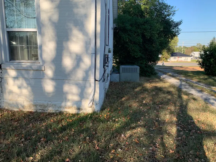 100 Hill Street, Hopkinsville, KY 42240 - #3