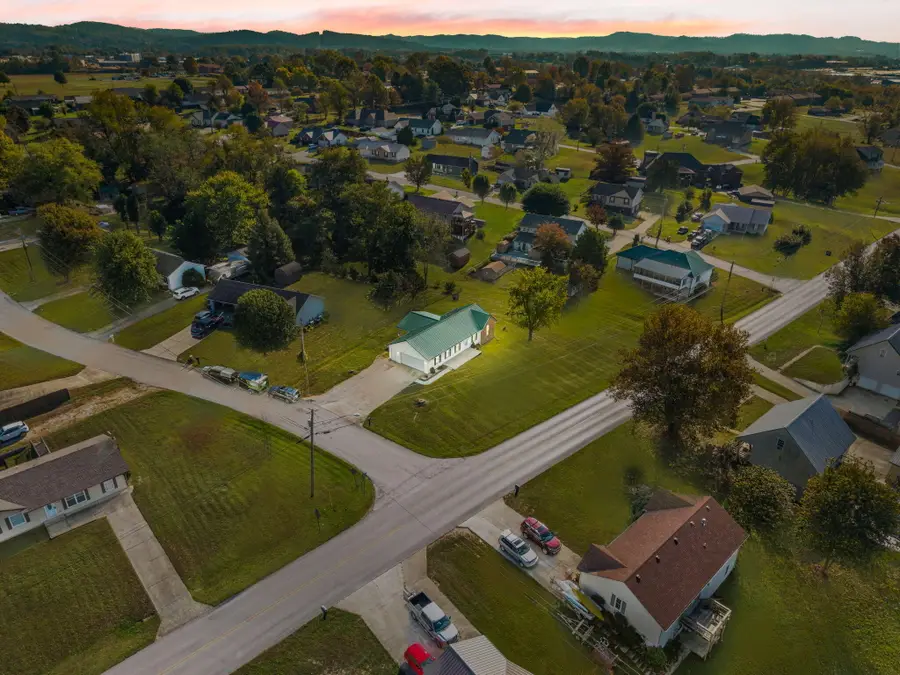 990 Grand Central Boulevard, Somerset, KY 42503 - #2