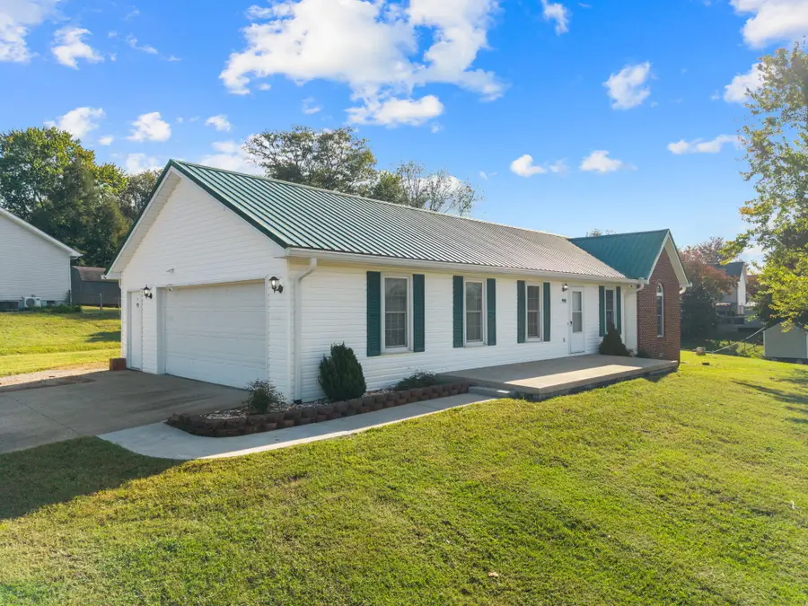 990 Grand Central Boulevard, Somerset, KY 42503 - #3