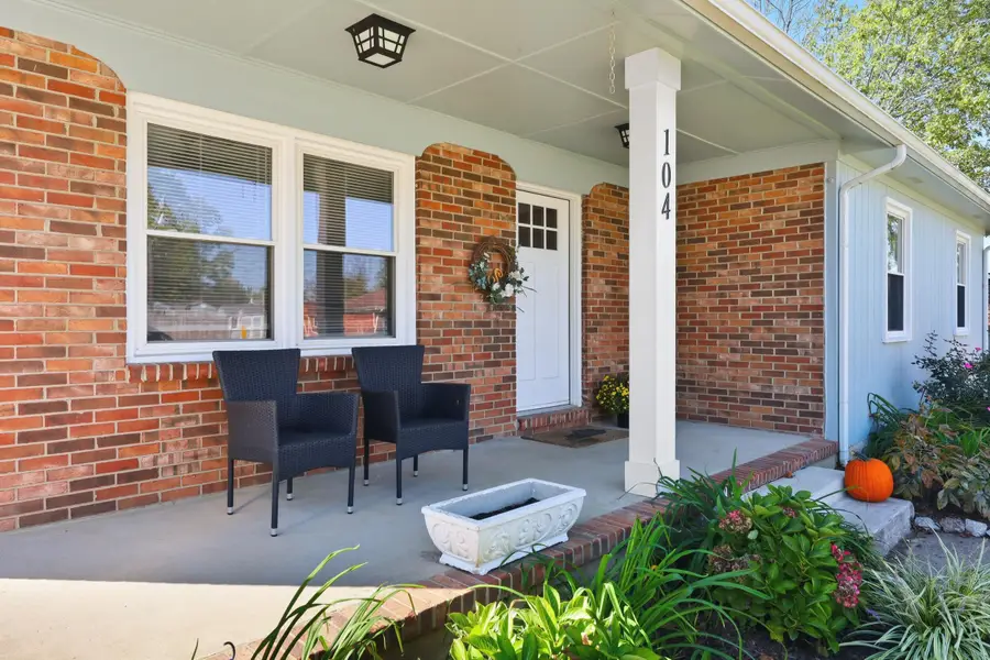 104 Grosser Street, Nicholasville, KY 40356 - #3