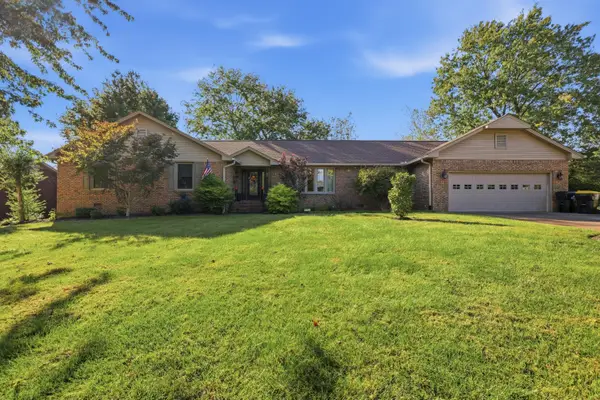 1520 London Drive, Murray, KY 42071