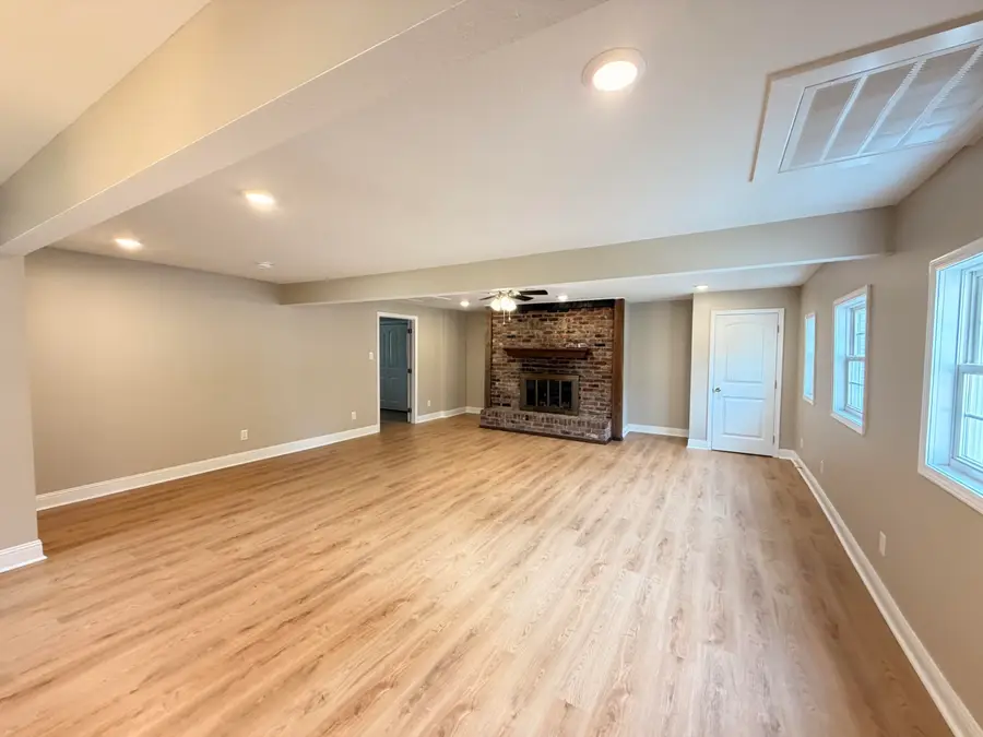 2510 Buckner Drive, Hopkinsville, KY 42240 - #2