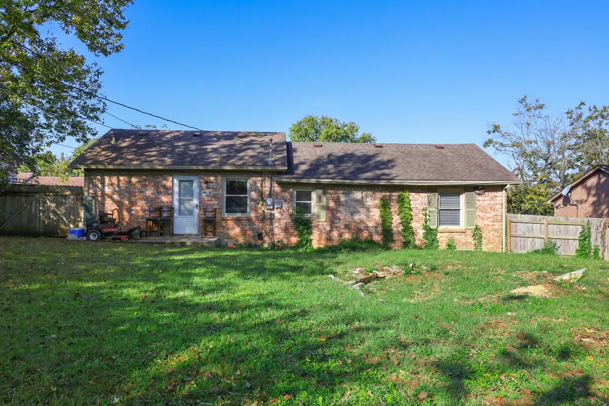 105 Oakwood Drive, Nicholasville, KY 40356 - #1