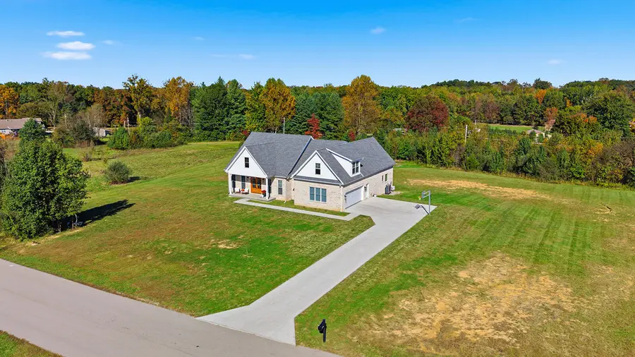 129 Wellington Lane, Frankfort, KY 40601 - #2