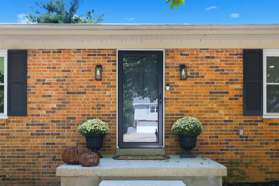 348 Whitfield Drive, Lexington, KY 40515 - #3