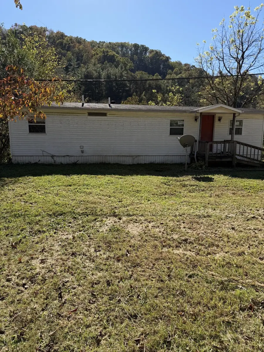 3646 Kentucky 114, Prestonsburg, KY 41653 - #2