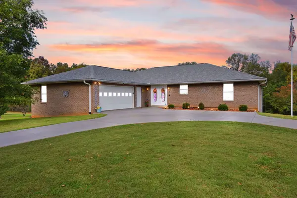 16 Field Drive, Somerset, KY 42503