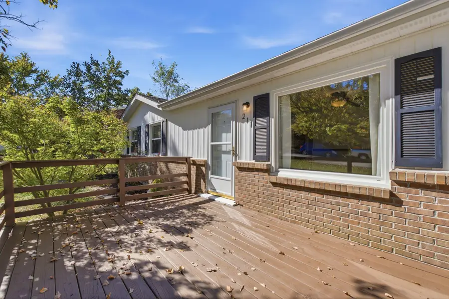 211 Brookfield Drive, Frankfort, KY 40601 - #3