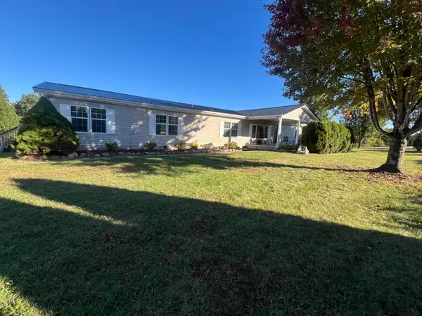 455 Hemlock View Road, Morehead, KY 40351