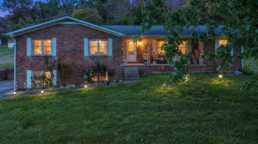 2058 Elihu Cabin Hollow Road, Somerset, KY 42501 - #2
