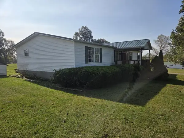 494 Bethel Ridge Road, Sharpsburg, KY 40374
