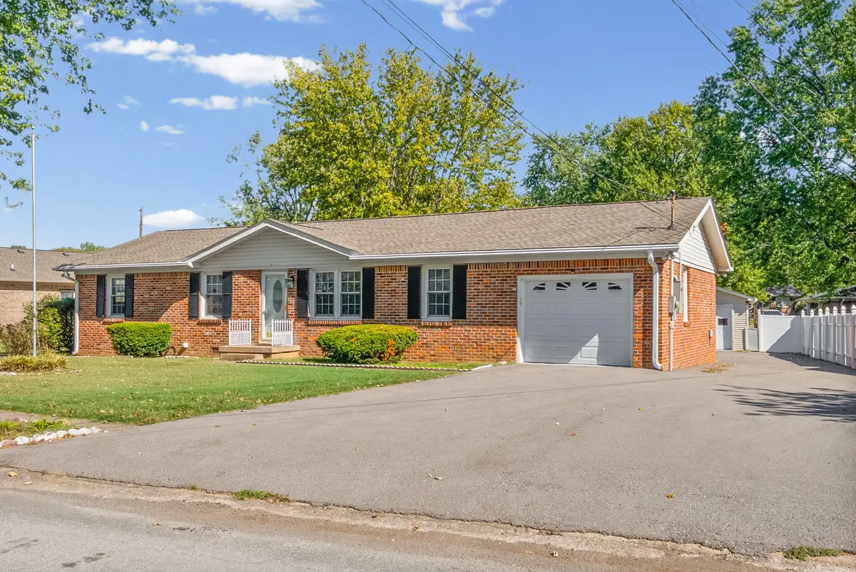 204 Edgemont Drive, Hopkinsville, KY 42240 - #1