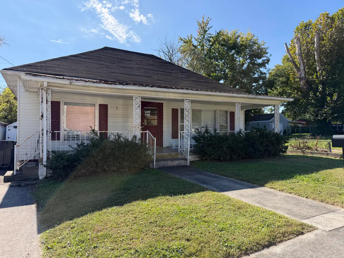 403 W 3rd Street, Corbin, KY 40701 - #1
